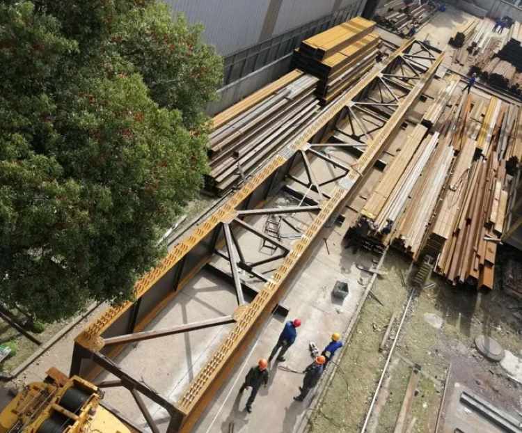 A_Basic_Guide_to_Steel_Bridges_An_Engineering_Marvel_06-Pilings-Marine-Corrosion-Solutions