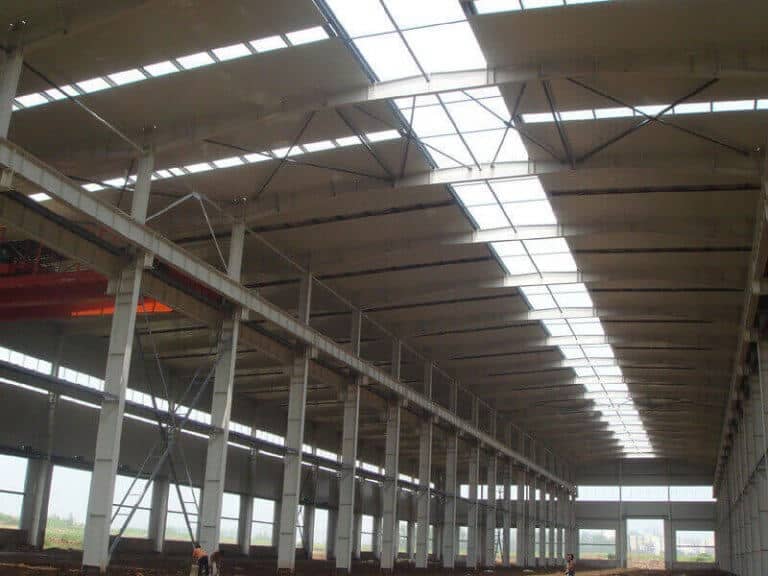 Advantages_of_industrial_warehouse_buildings_3_steel-warehouse-buildings-768x576