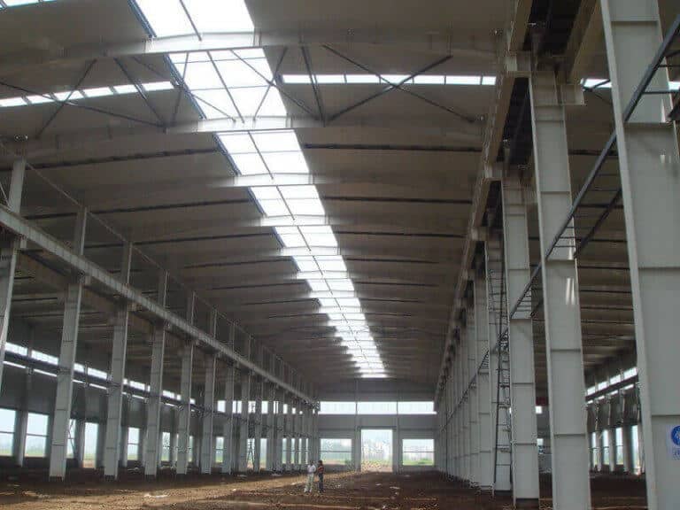 Advantages_of_industrial_warehouse_buildings_4_prefab-steel-warehouse-buildings-768x576