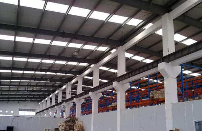 Expansion_joint_of_steel_roof_on_concrete_column_1_Steel-roof-on-concrete-column3