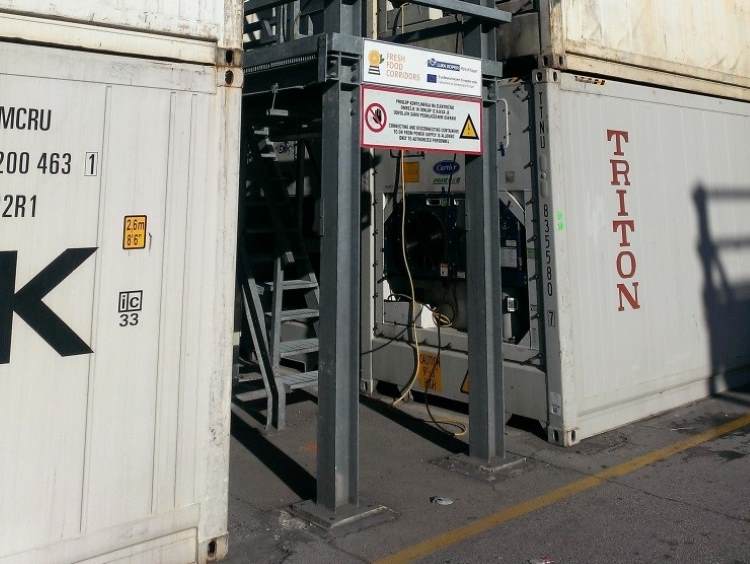 Completion_Reefer_Container_Terminal_Reefer_Racks_Koper_Port_4_Frigo-kontejnerji