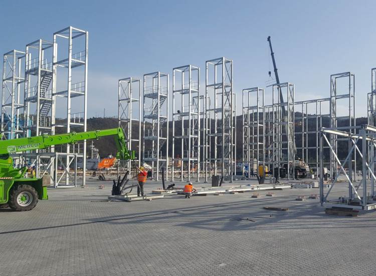 Maersk Multifunctional Reefer Rack Steel Platforms Italy: Site Steel Structure Installation Supervision